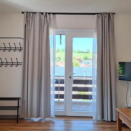 Διαμέρισμα Auszeit Im Haus Frey - Weindorf, 1 Bedroom Bis 3 Personen Leinsweiler