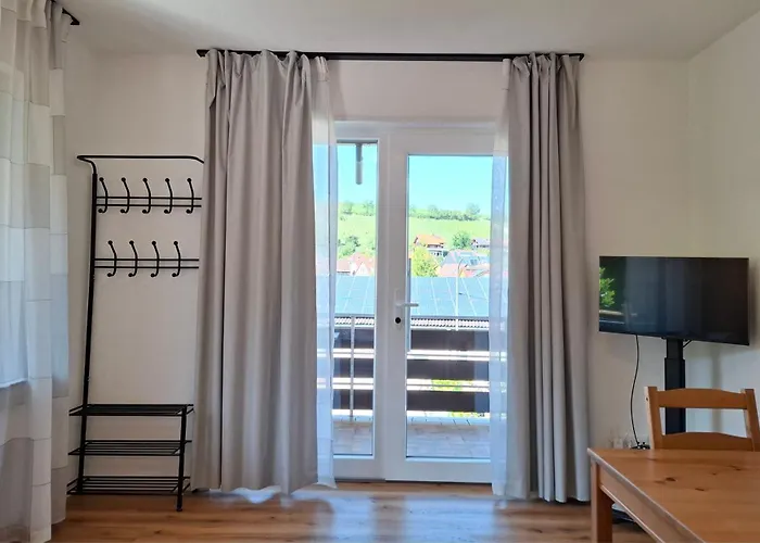 Апартаменты Auszeit Im Haus Frey - Weindorf, 1 Bedroom Bis 3 Personen Лайнсвайлер